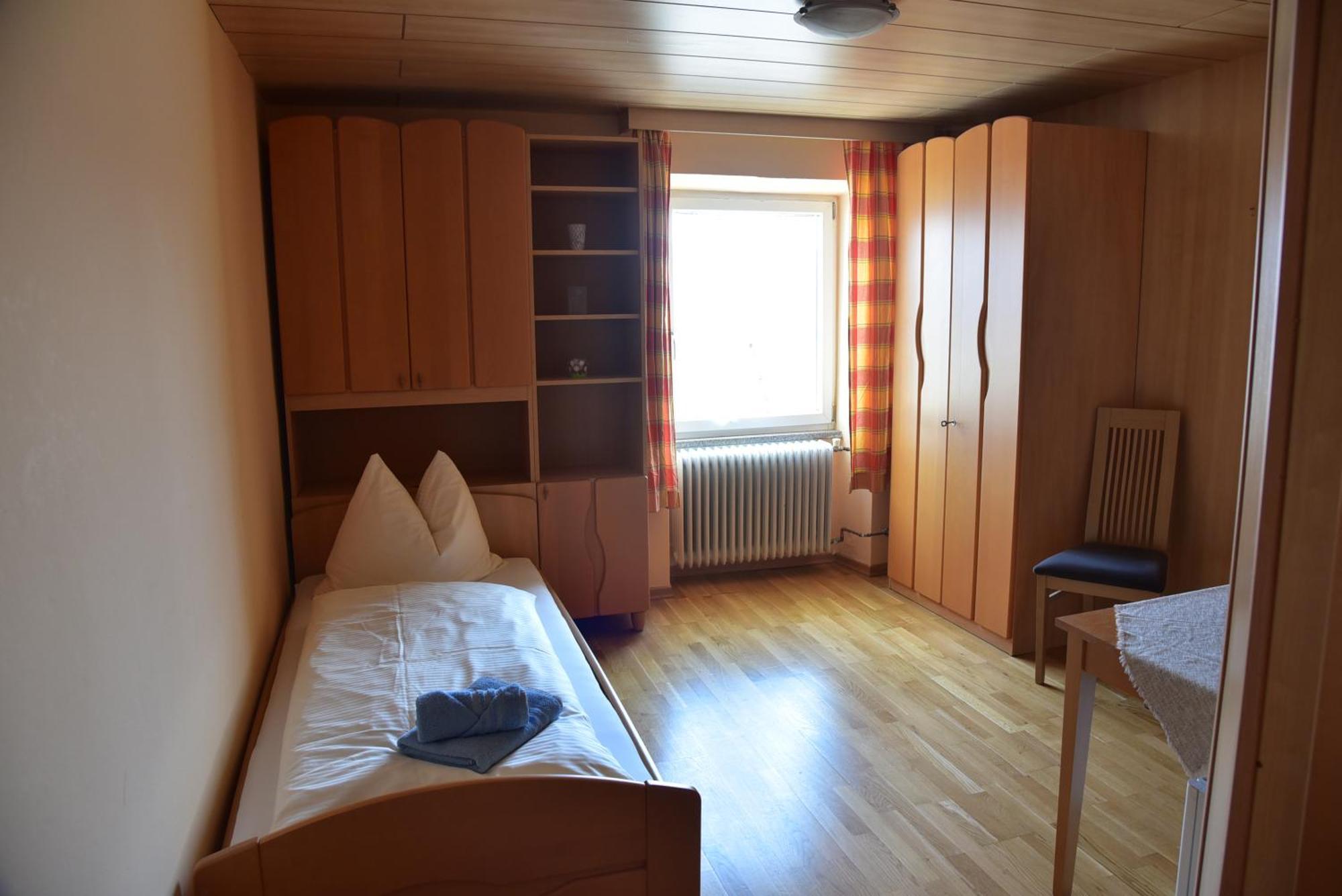 Stiftsgasthof Hochburg Ngoại thất bức ảnh